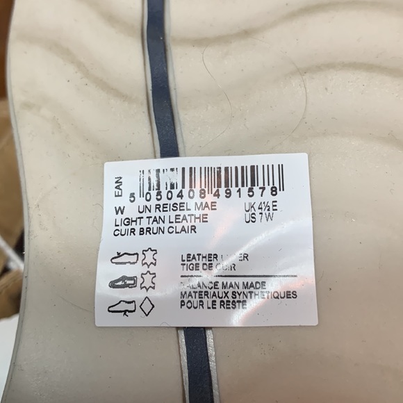 Sandal - 5.5M has a mark on strap, 9.5M, 9M, 7W - Picture 12 of 12